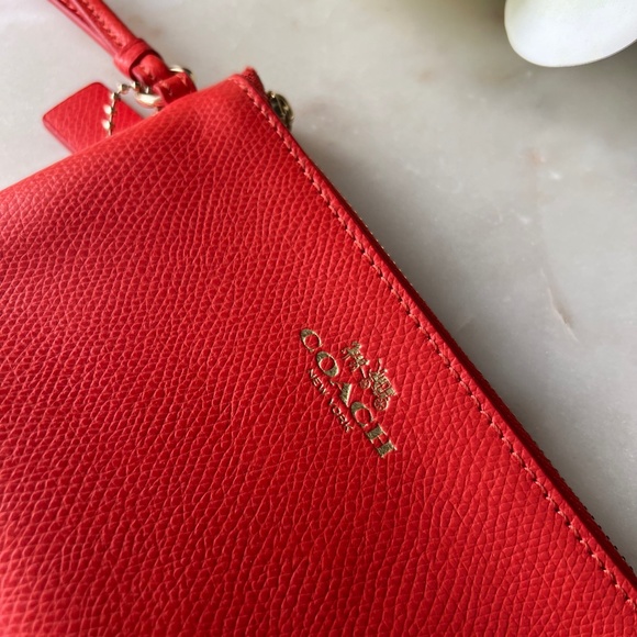 Coach | Wristlet - Picture 7 of 7